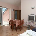2354d 茨里克韦尼察