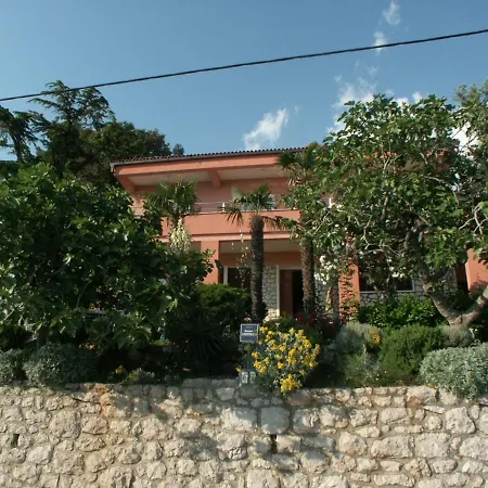 2354d Apartment *