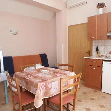 Apartment 2354d Crikvenica